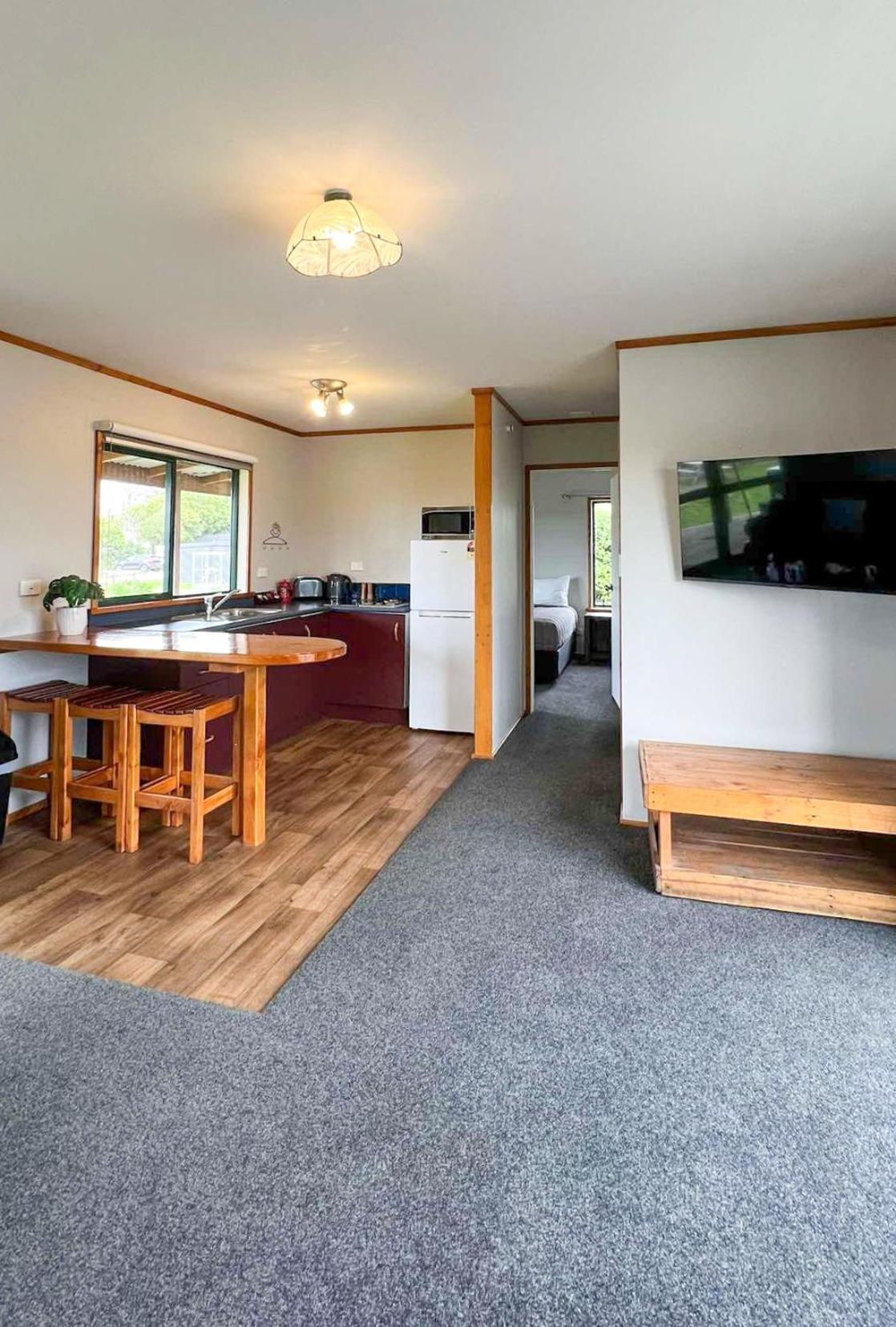 Havelock North Holiday Park Exterior photo